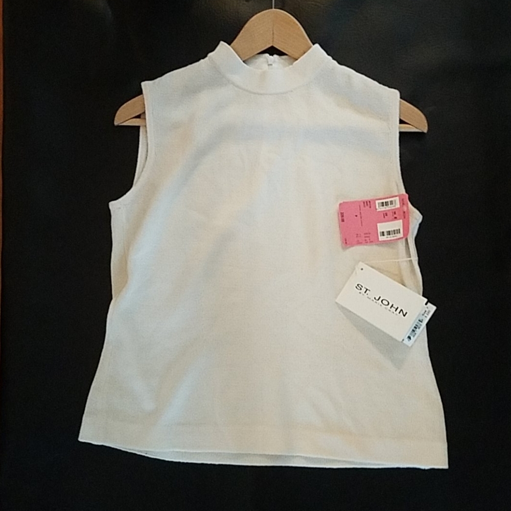 St. John By Marie Gray White‎ Sleeveless Zipper Top